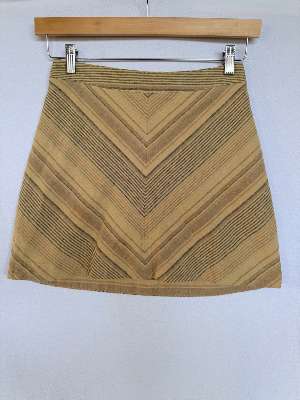 Free People Yours Truly Chevron Mini Skirt Y2K Boho Linen Striped Size 2